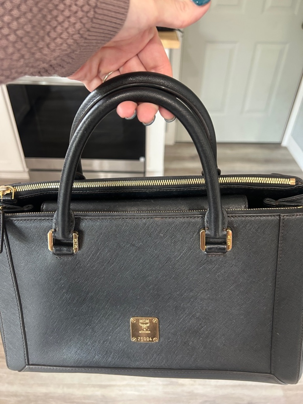 MCM Black Leather Structured Top-Handle Purse with Gold Hardware